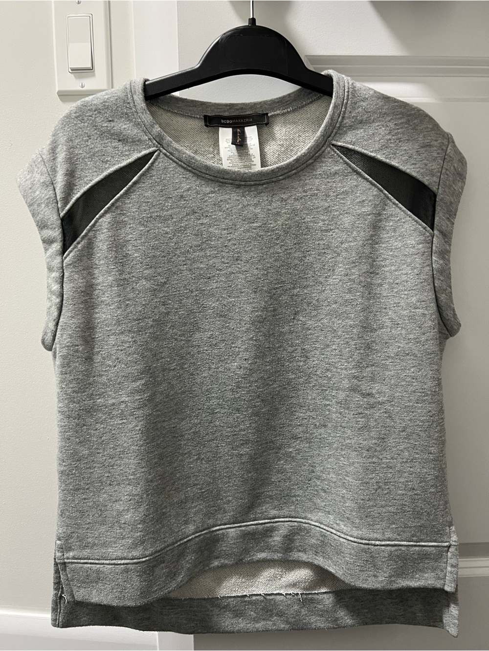 BCBGMaxAzria Gray Sleeveless Sweatshirt with Black Shoulder Insets